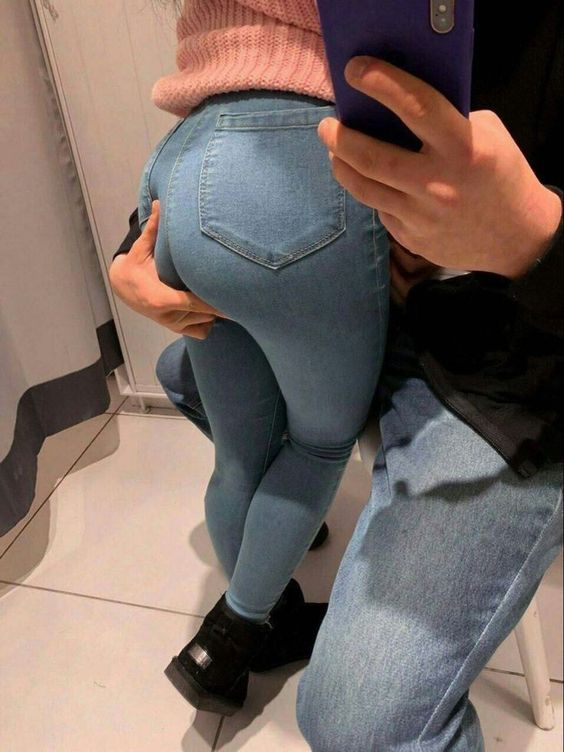Booty in Jeans
